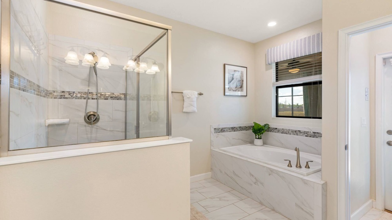 Photo of Bathroom in Davenport