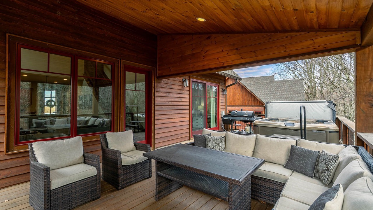 Photo of Patio Balcony in Elk Park