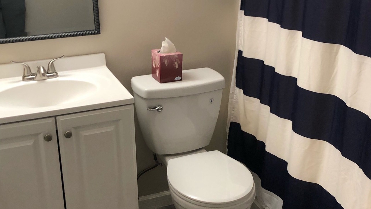 Photo of Bathroom in Crittenden