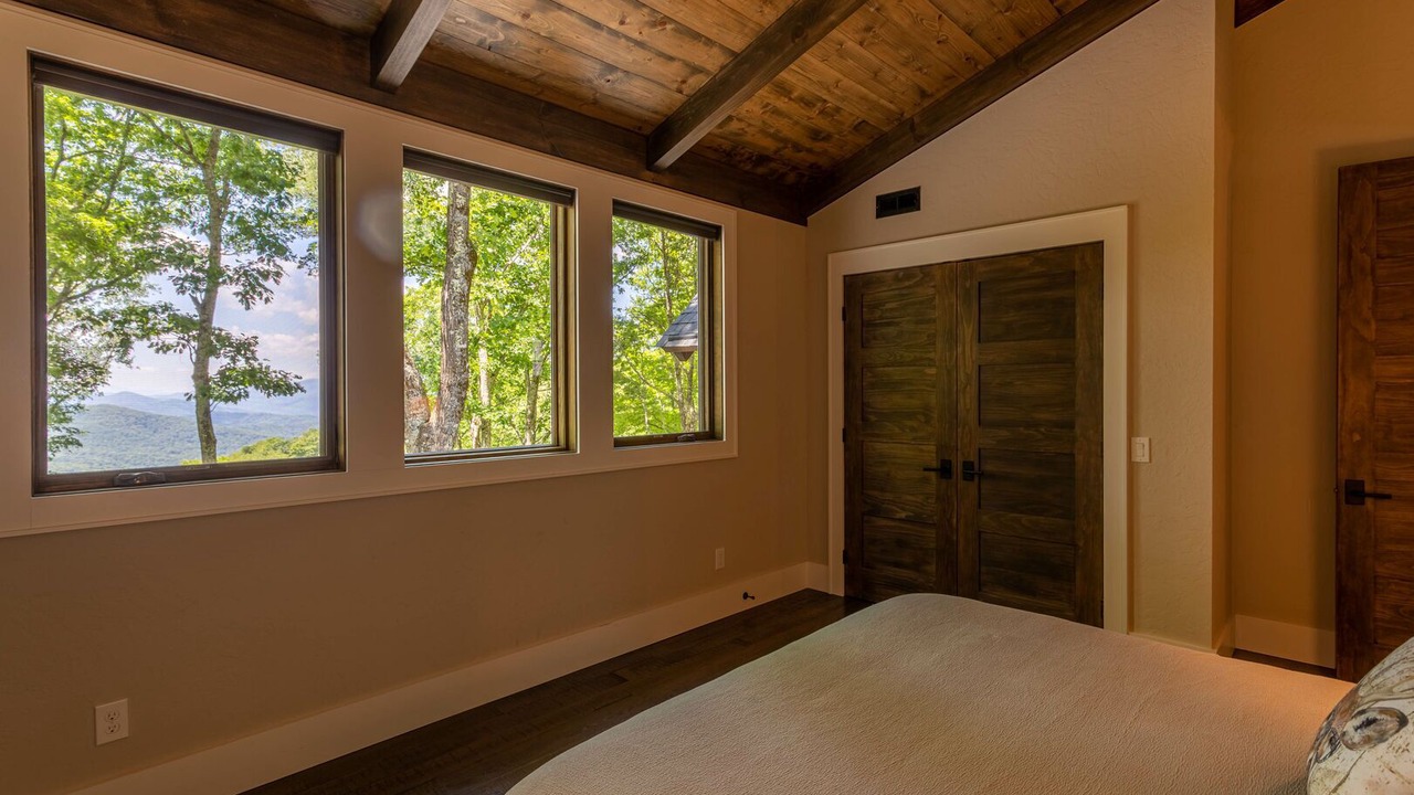 Photo of Bedroom in Banner Elk