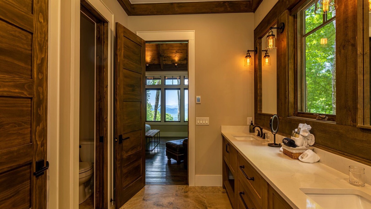 Photo of Bathroom in Banner Elk