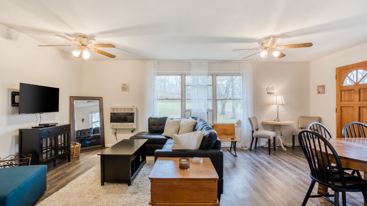 Photo of Livingroom in Falmouth