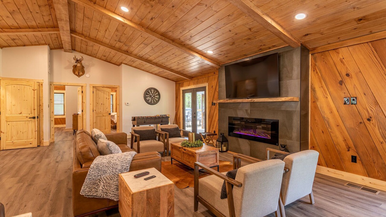 Photo of Livingroom in Elk Park