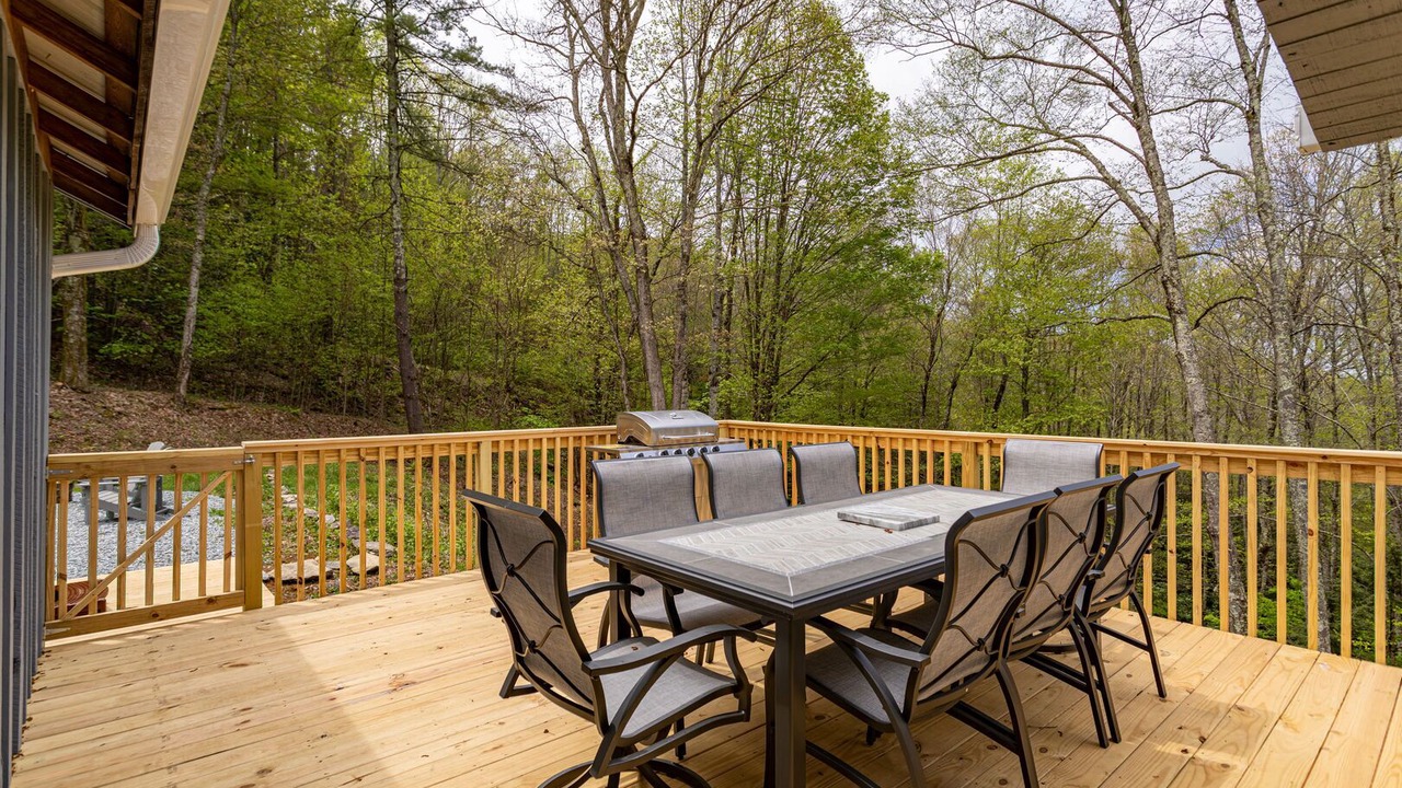 Photo of Outdoor in Elk Park