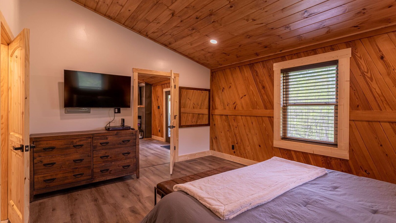 Photo of Bedroom in Elk Park