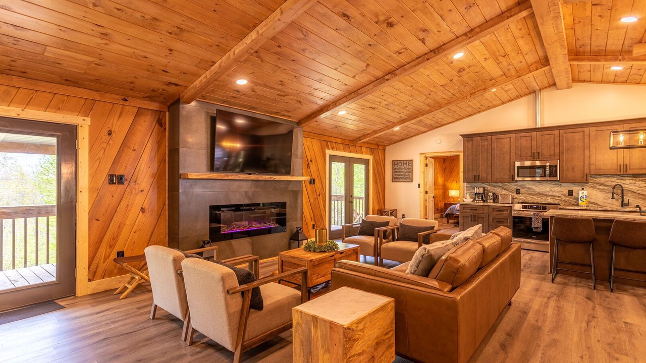 Photo of Livingroom in Elk Park