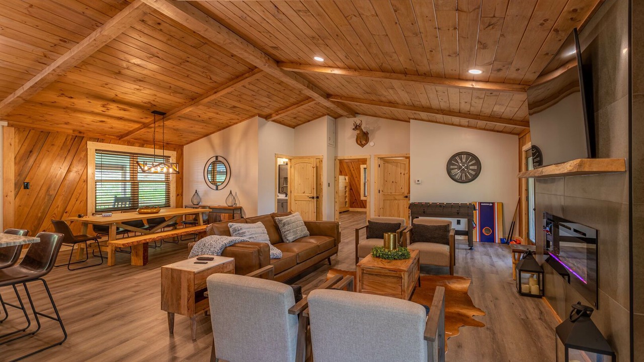 Photo of Livingroom in Elk Park