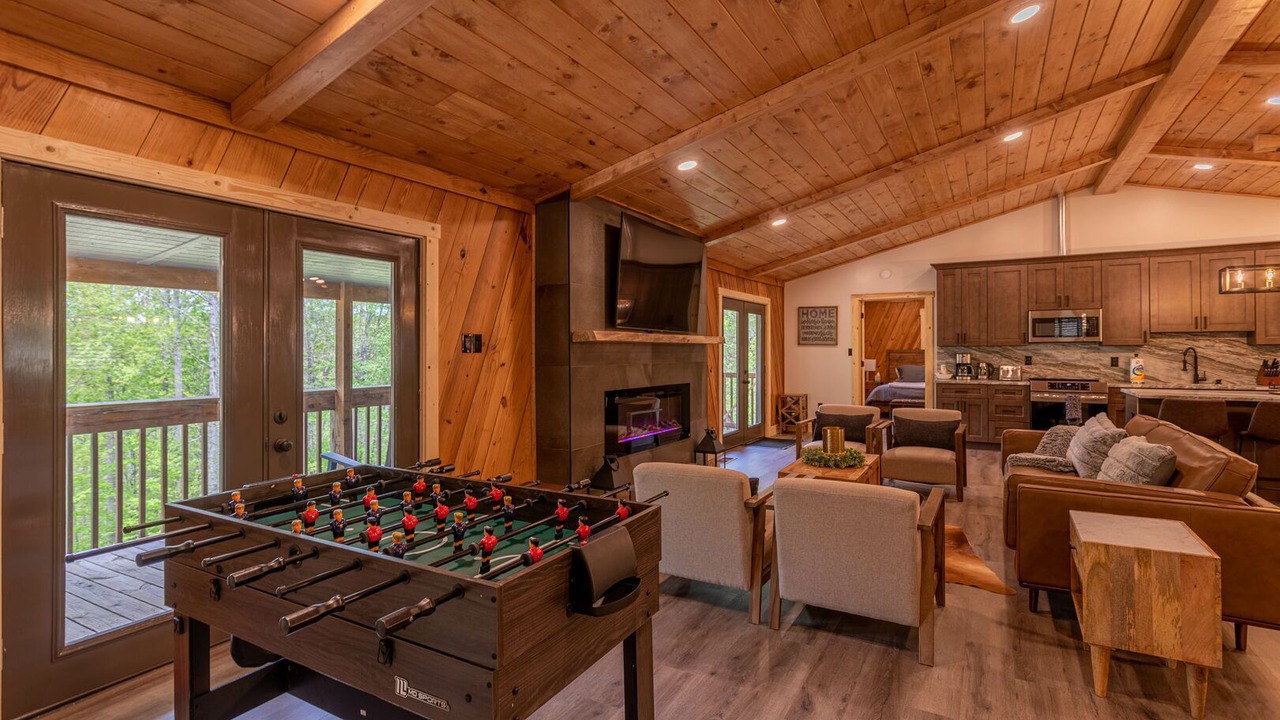 Photo of Livingroom in Elk Park