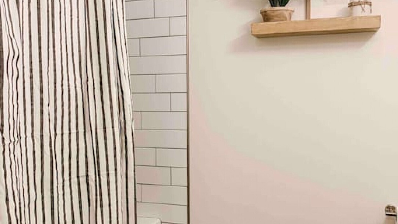 Photo of Bathroom in Old City