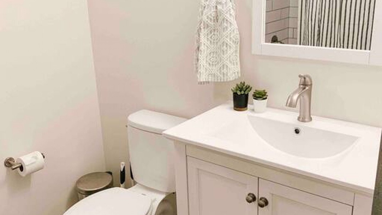 Photo of Bathroom in Old City