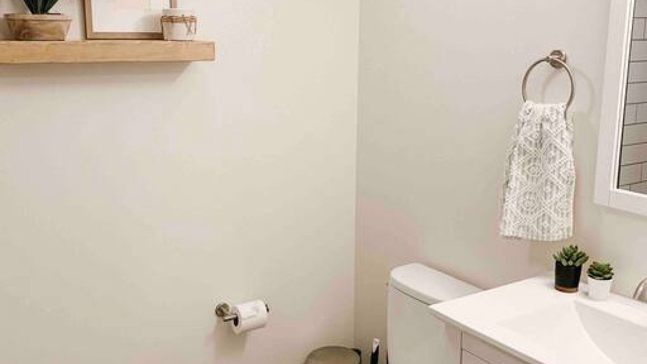 Photo of Bathroom in Old City