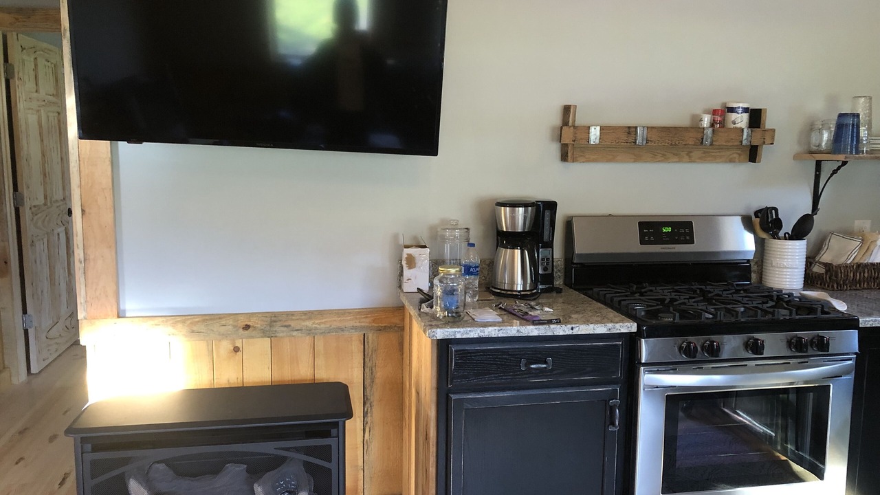 Photo of Livingroom in Johnson City