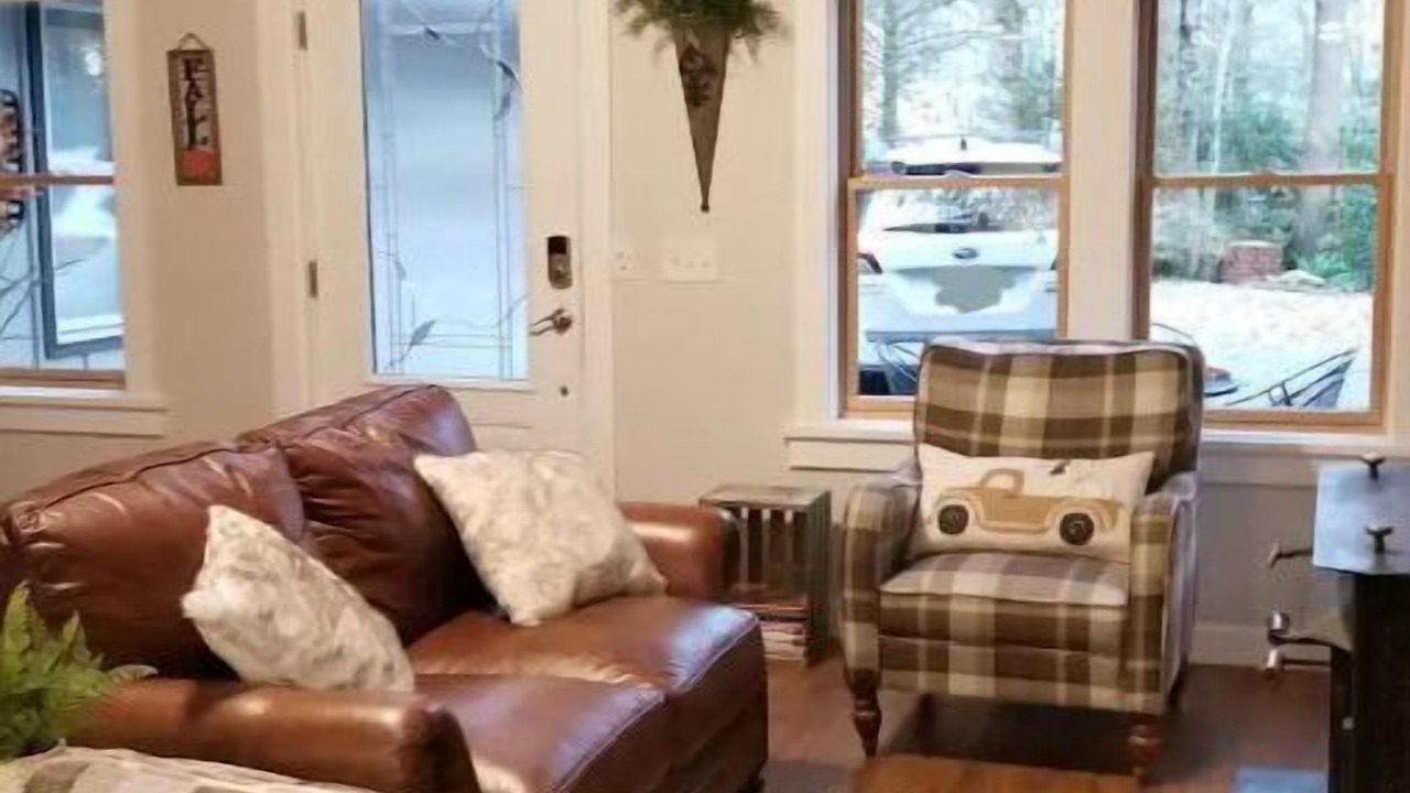 Photo of Livingroom in Pineola