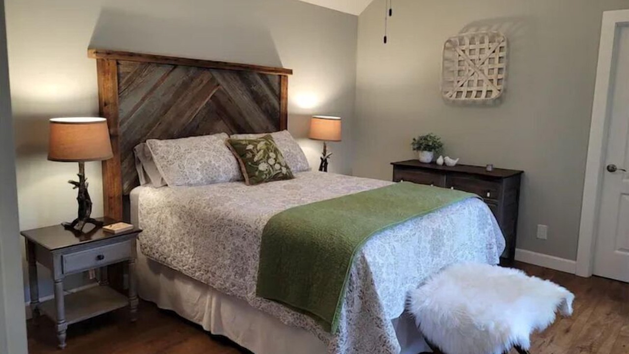 Photo of Bedroom in Pineola