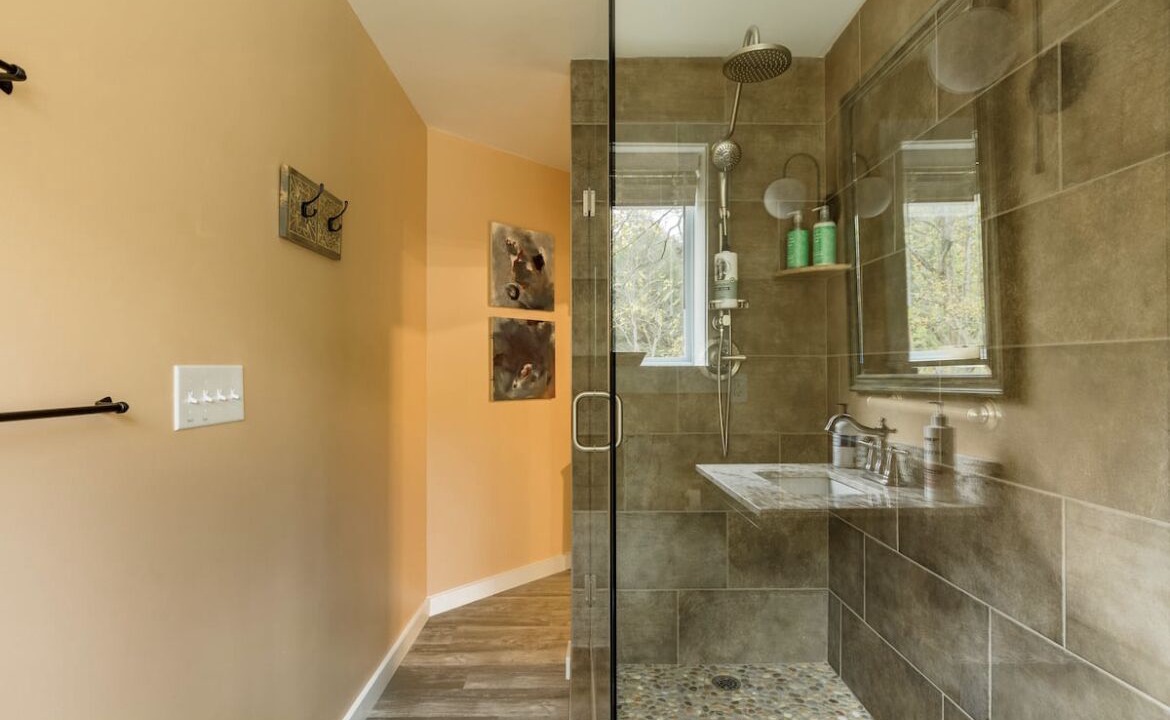 Photo of Bathroom in Haw Creek