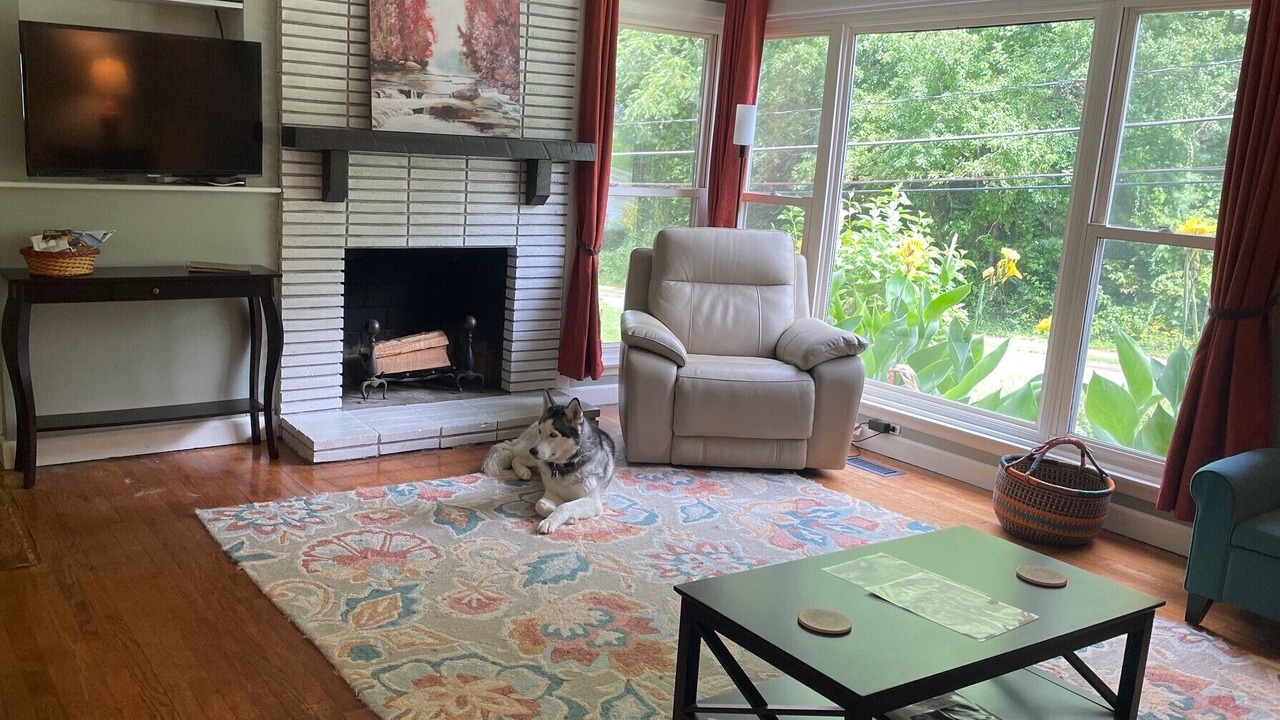 Photo of Livingroom in Brevard