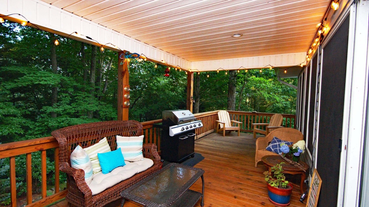Photo of Patio Balcony in Waynesville