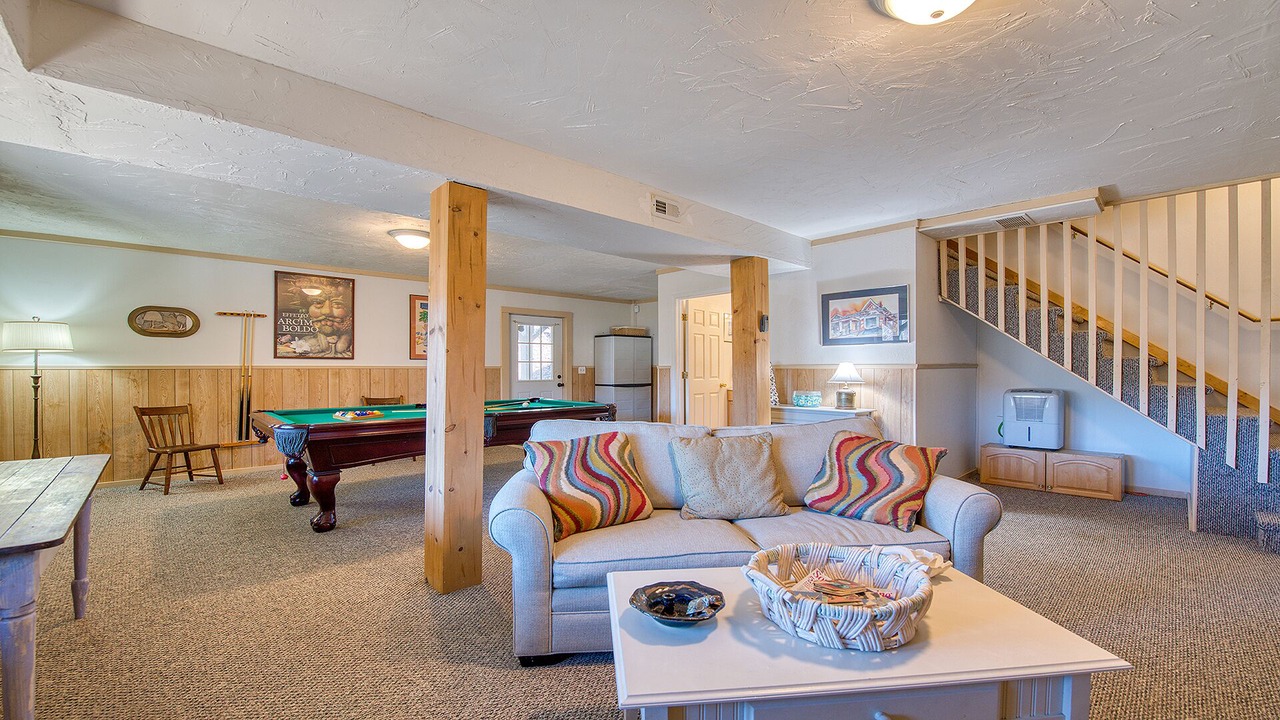 Photo of Livingroom in Waynesville