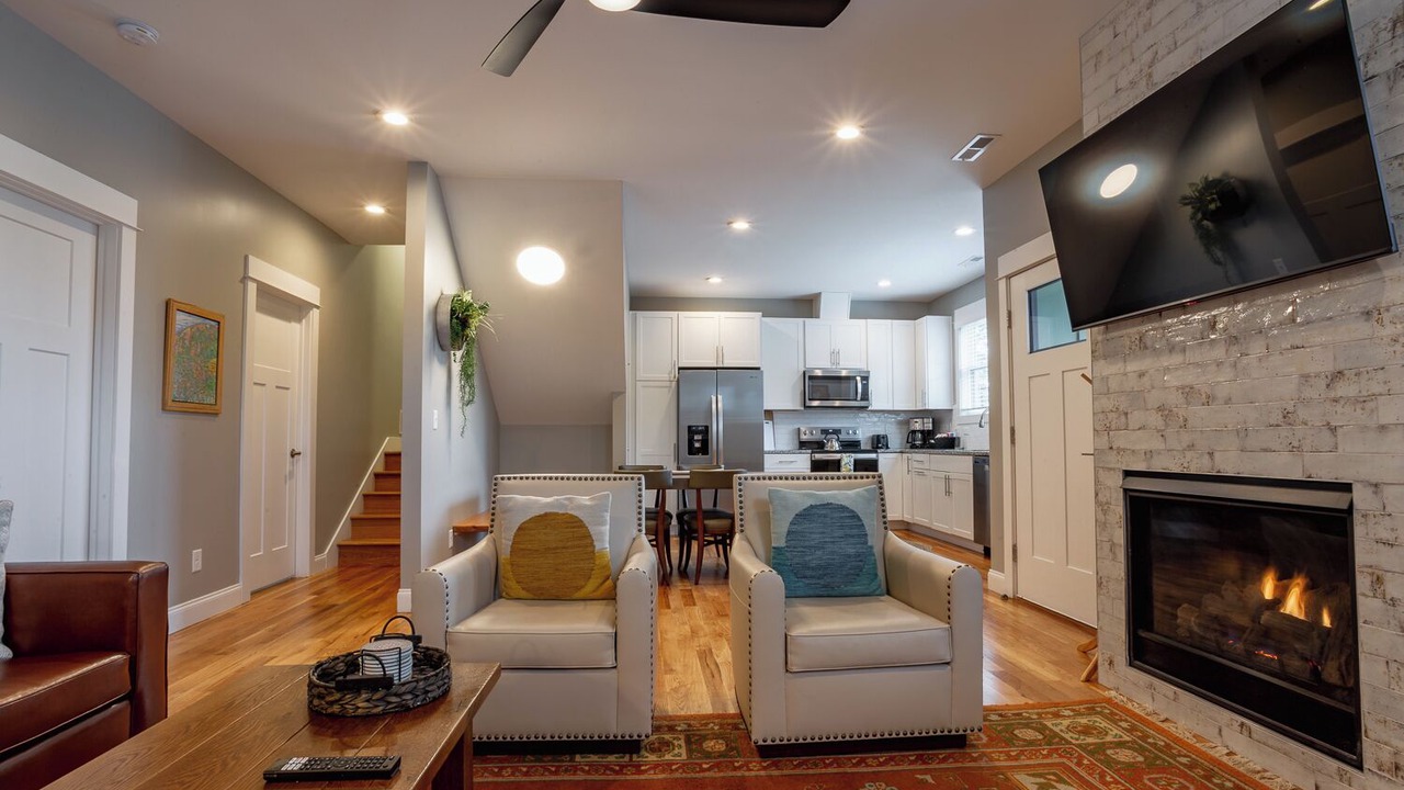 Photo of Bedroom in Woodfin