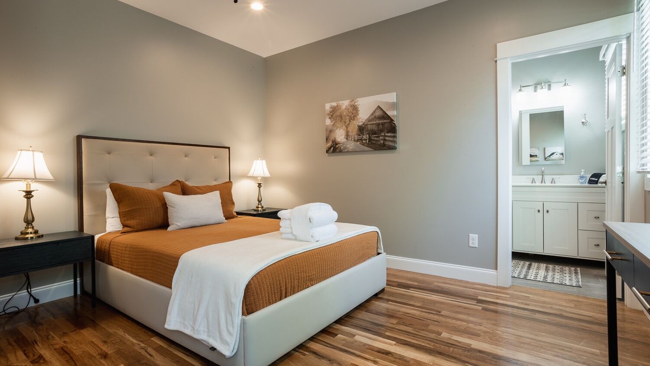 Photo of Bedroom in Woodfin