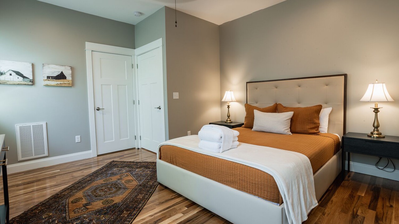Photo of Bedroom in Woodfin