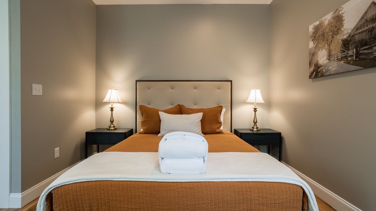 Photo of Bedroom in Woodfin