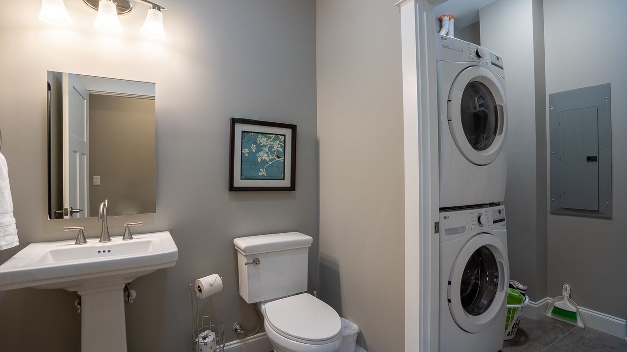 Photo of Bedroom in Woodfin