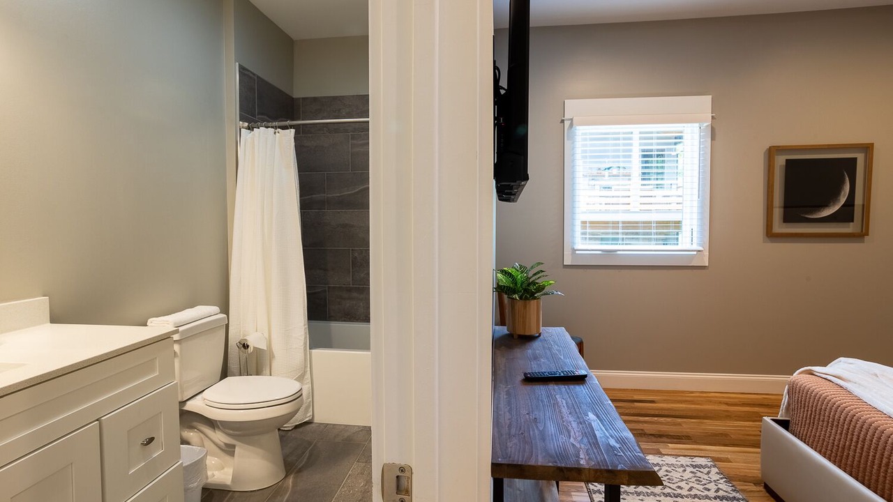 Photo of Bedroom in Woodfin