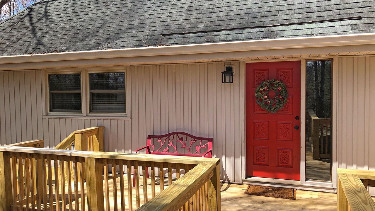 Photo of Patio Balcony in Lake Lure