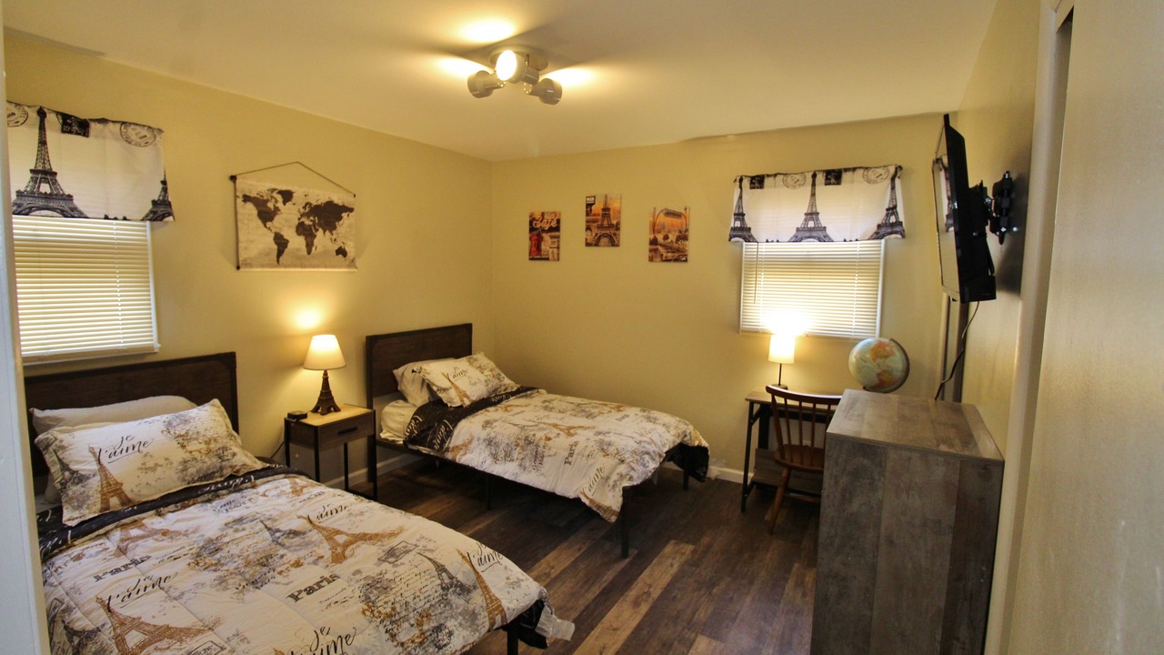 Photo of Bedroom in Batavia