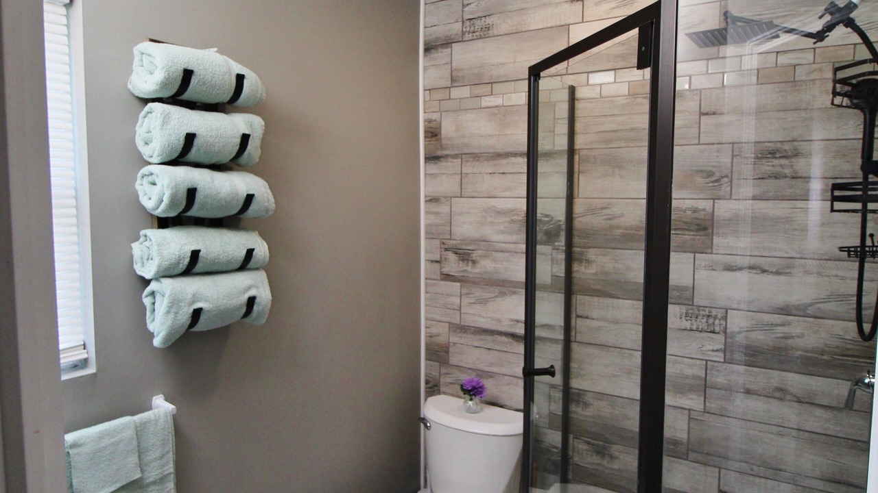 Photo of Bathroom in Batavia