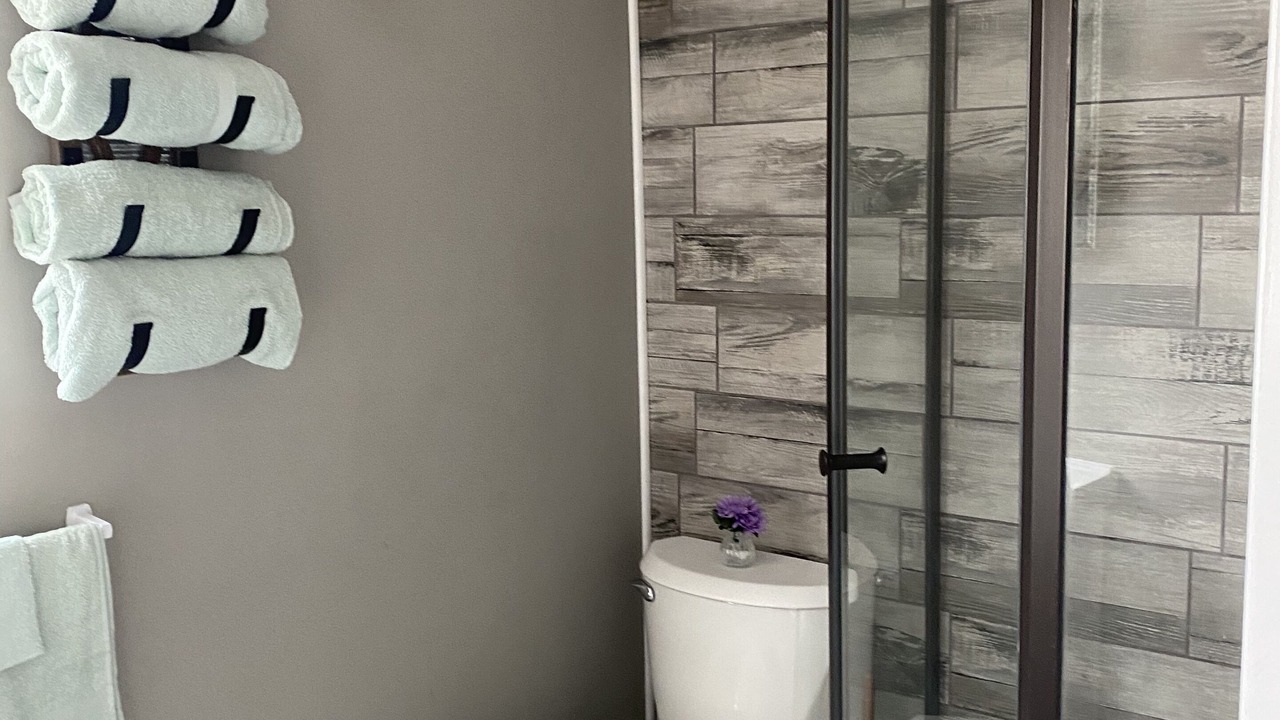 Photo of Bathroom in Batavia