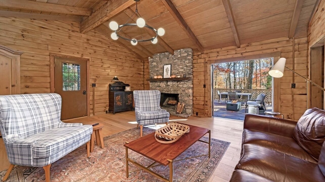 Photo of Livingroom in Brevard