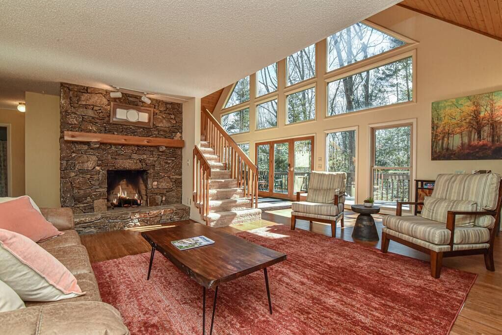 Photo of Livingroom in Asheville
