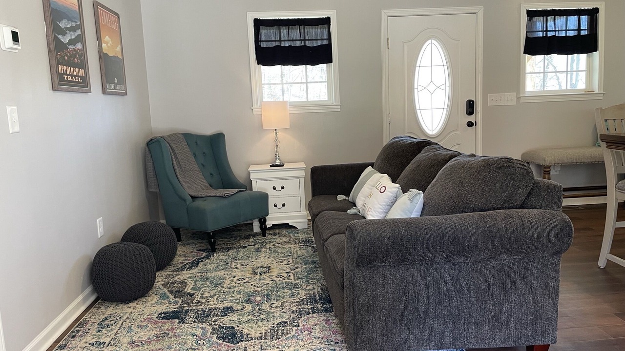 Photo of Livingroom in Unicoi