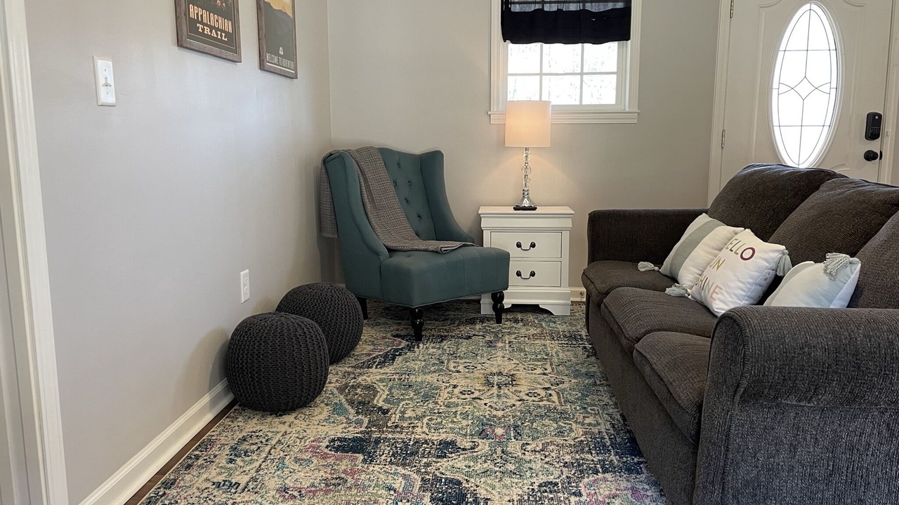 Photo of Livingroom in Unicoi