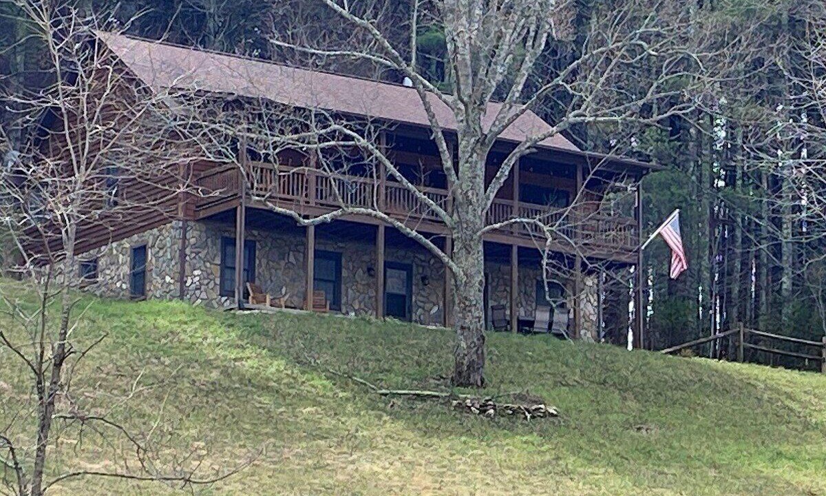 Photo of Others in Peak Creek