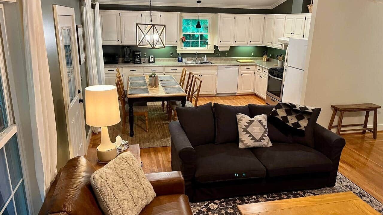 Photo of Livingroom in Hot Springs