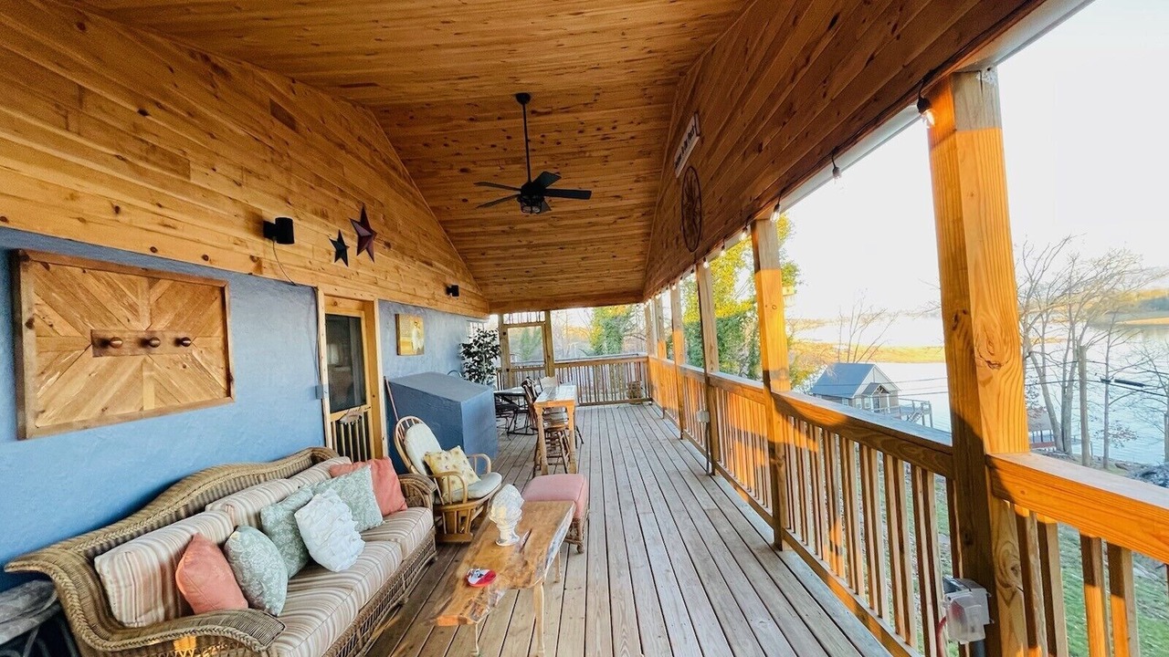 Photo of Patio Balcony in Dandridge