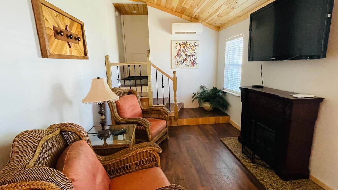 Photo of Livingroom in Dandridge