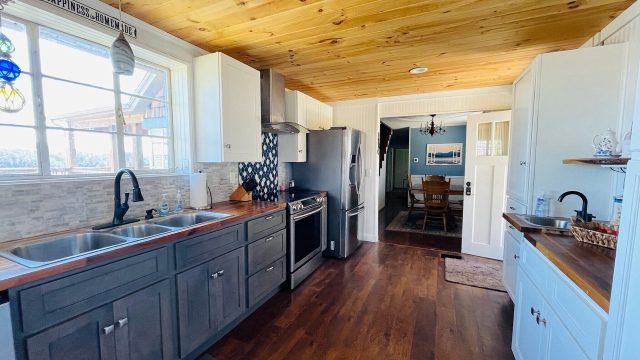 Photo of Kitchen in Dandridge