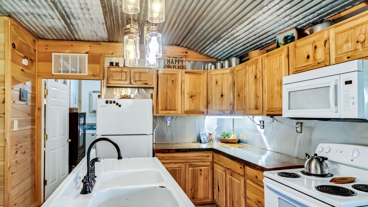 Photo of Kitchen in Frenchburg