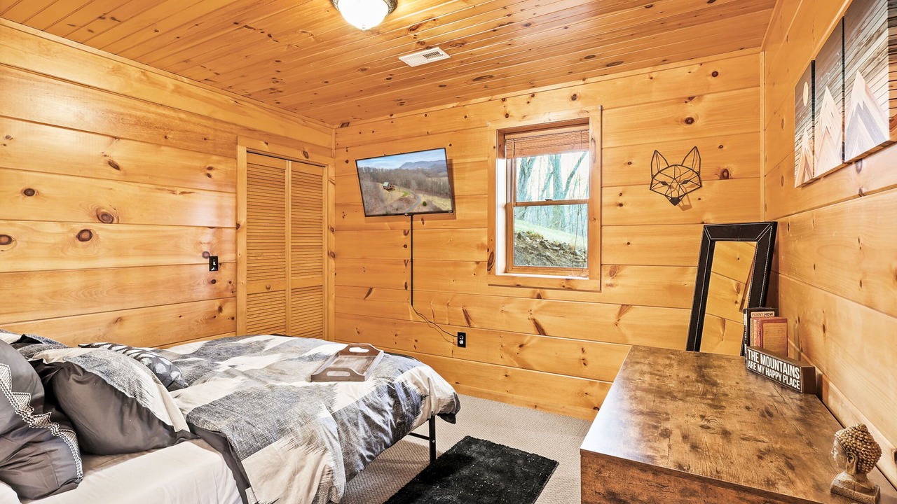 Photo of Bedroom in Ashe County
