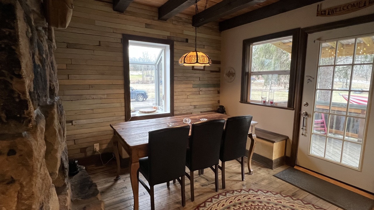 Photo of Bedroom in Valley Bend