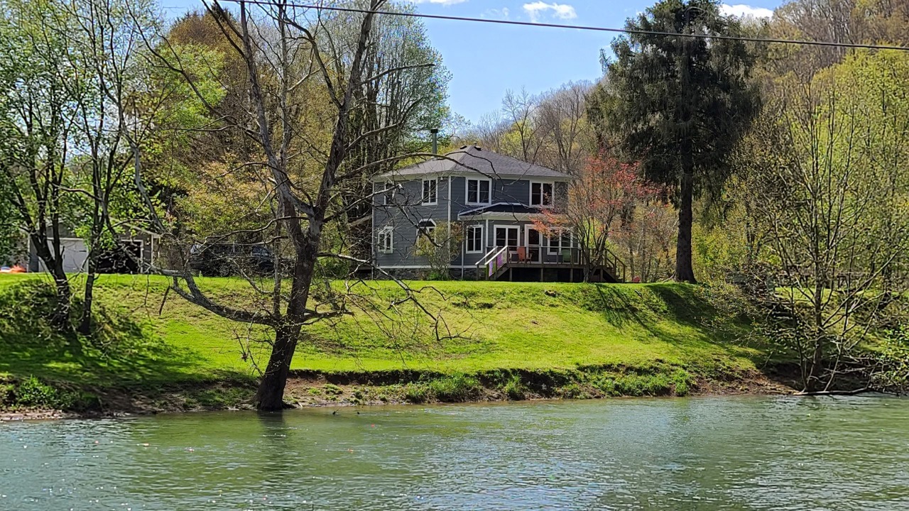 Photo of Others in Valley Bend