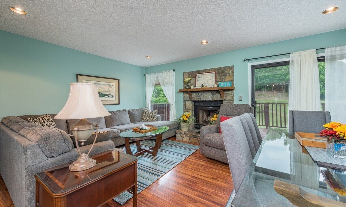 Photo of Bedroom in Lake Lure