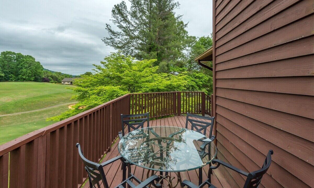 Photo of Patio Balcony in Lake Lure