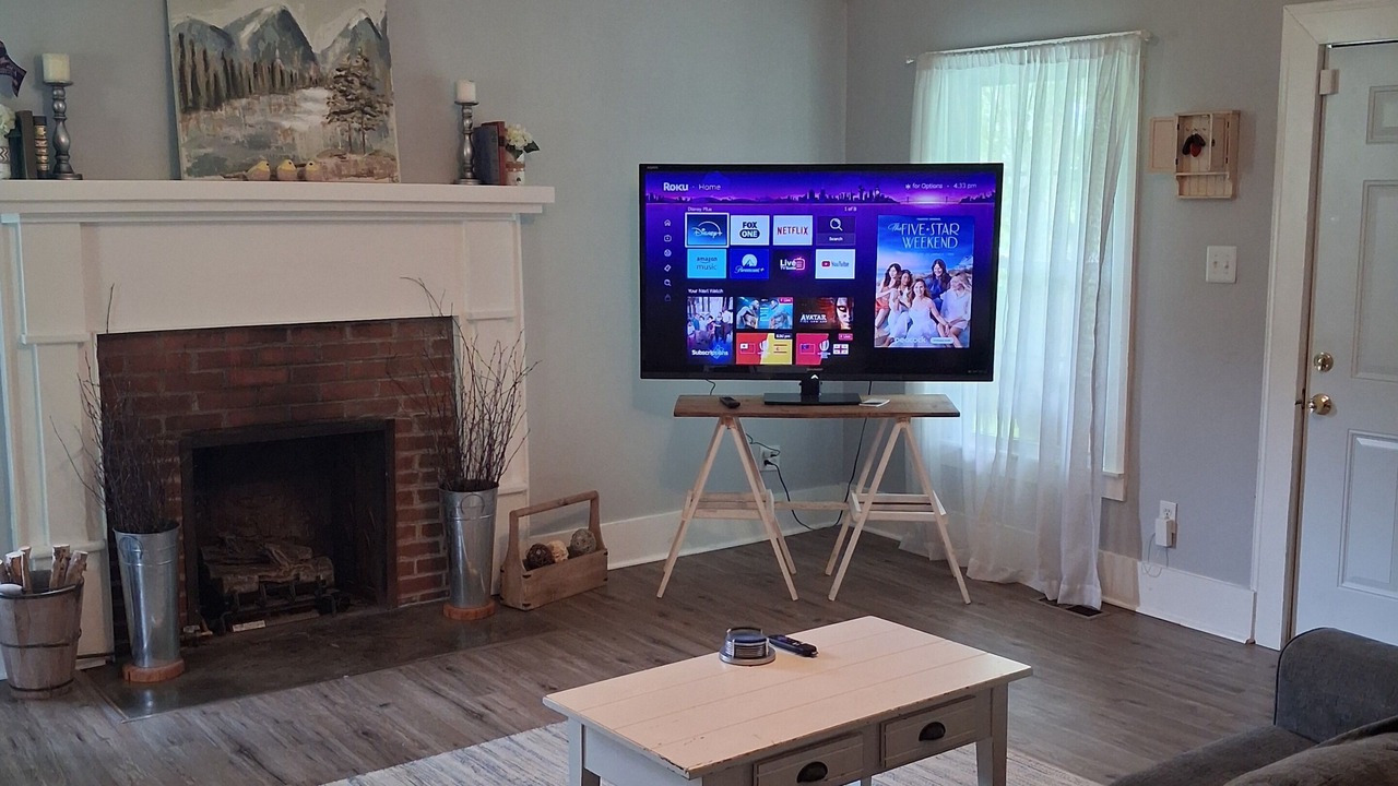 Photo of Livingroom in Johnson City