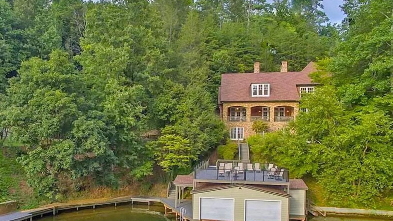 Photo of Outdoor in Lake Lure
