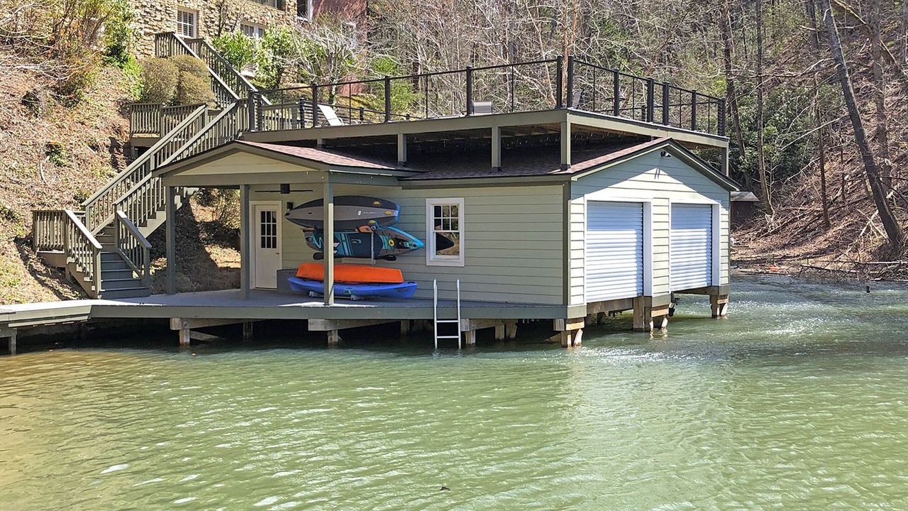Photo of Others in Lake Lure